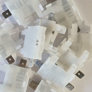 Standard Blade Fuse Holder White Pk 10 Connect 35175 - Tool Bee - View #5