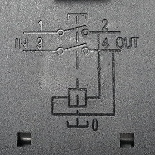 81610 | Switch KJD12 W/Plate 4-Pin IP54