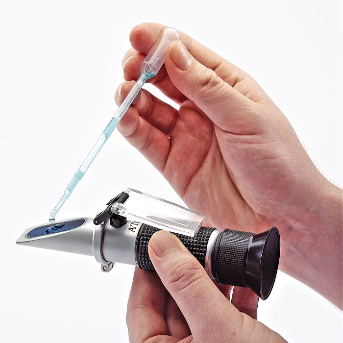 Refractometer For Battery Testing 10645 Anti-Freeze Battery And Screenwash Refractometer Kit